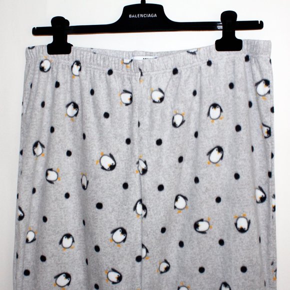 Sonoma Fuzzy Long Sleeve Penguin Print Two-Piece Pajama Set - Picture 6 of 16